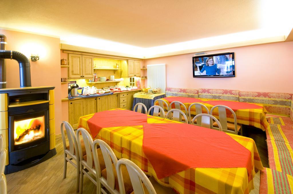 Chalet Dei Rododendri Villa วัลดิซอตโต ภายนอก รูปภาพ